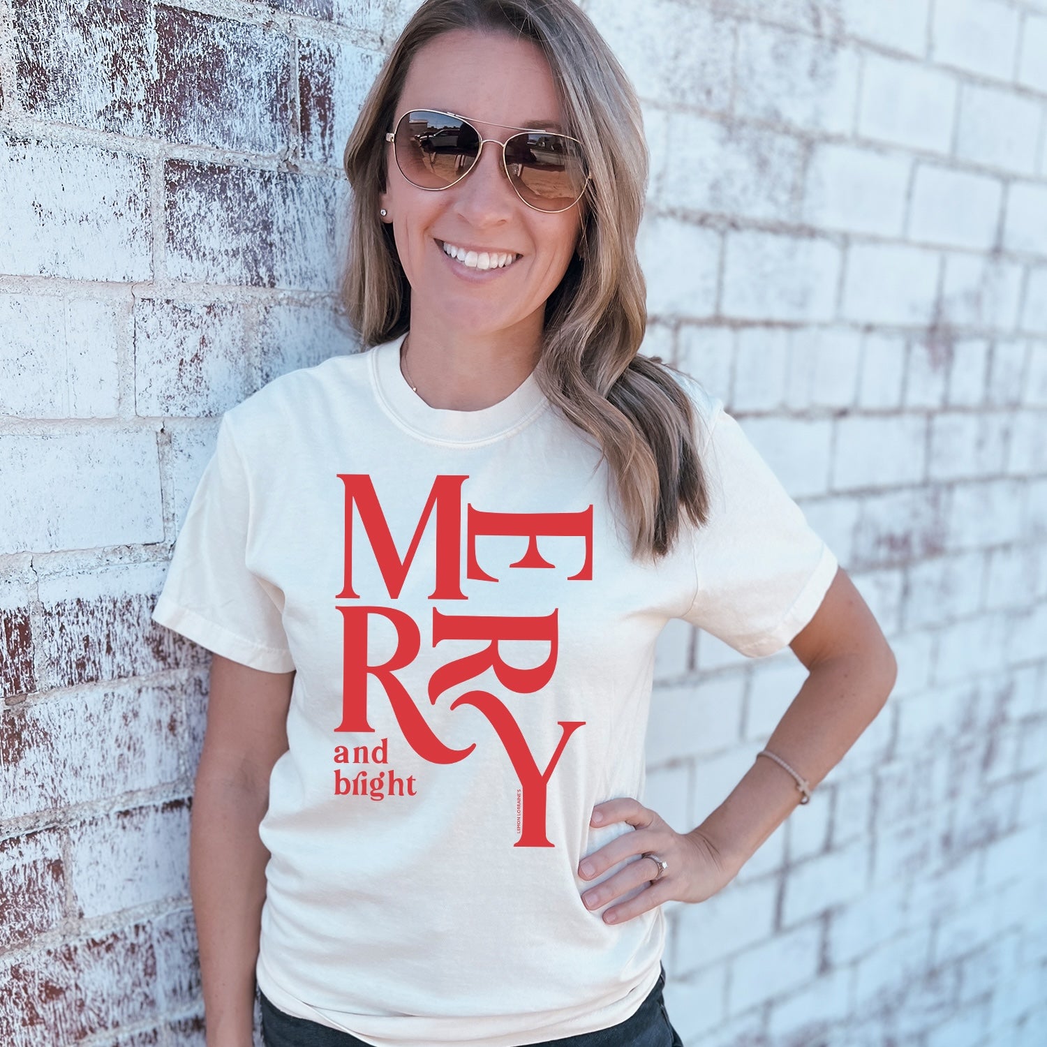 MERRY & BRIGHT- Graphic Tee