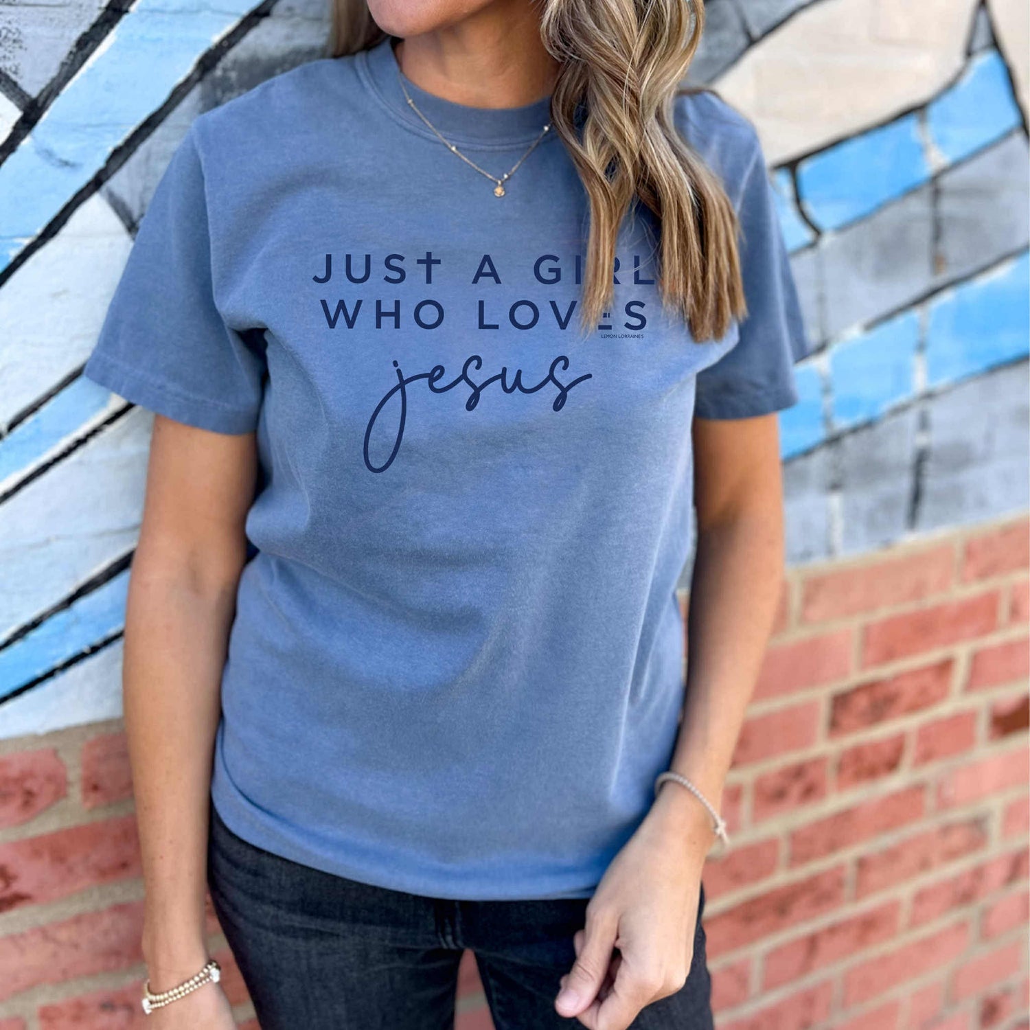 JUST A GIRL LOVES JESUS - Graphic Tee