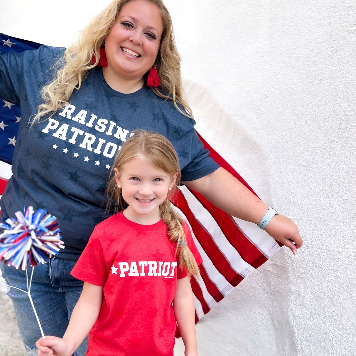 RAISING PATRIOTS - Star Graphic Tees